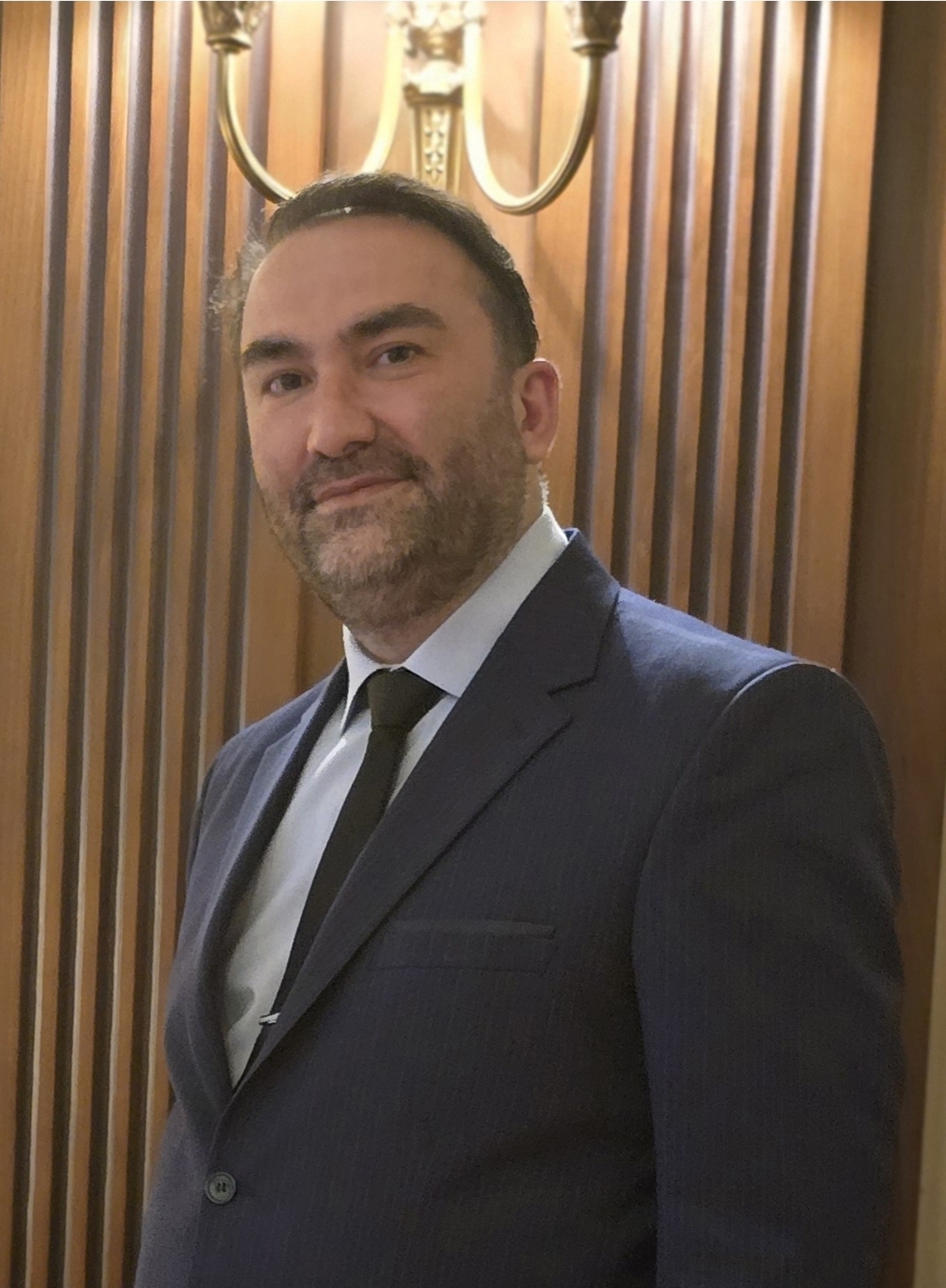 امیرحسین شمشیری